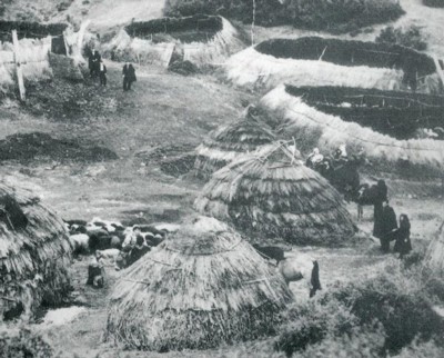 Kalyvomantria 400